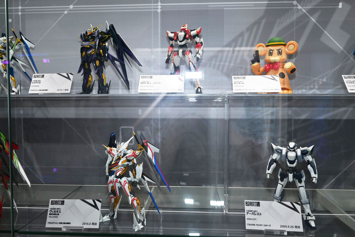 【ROBOT魂15th Anniversary EVENTフォトレポート】「機動戦士ガンダム」シリーズや、過去に発表されたROBOT魂ブランドのフィギュアを紹介！