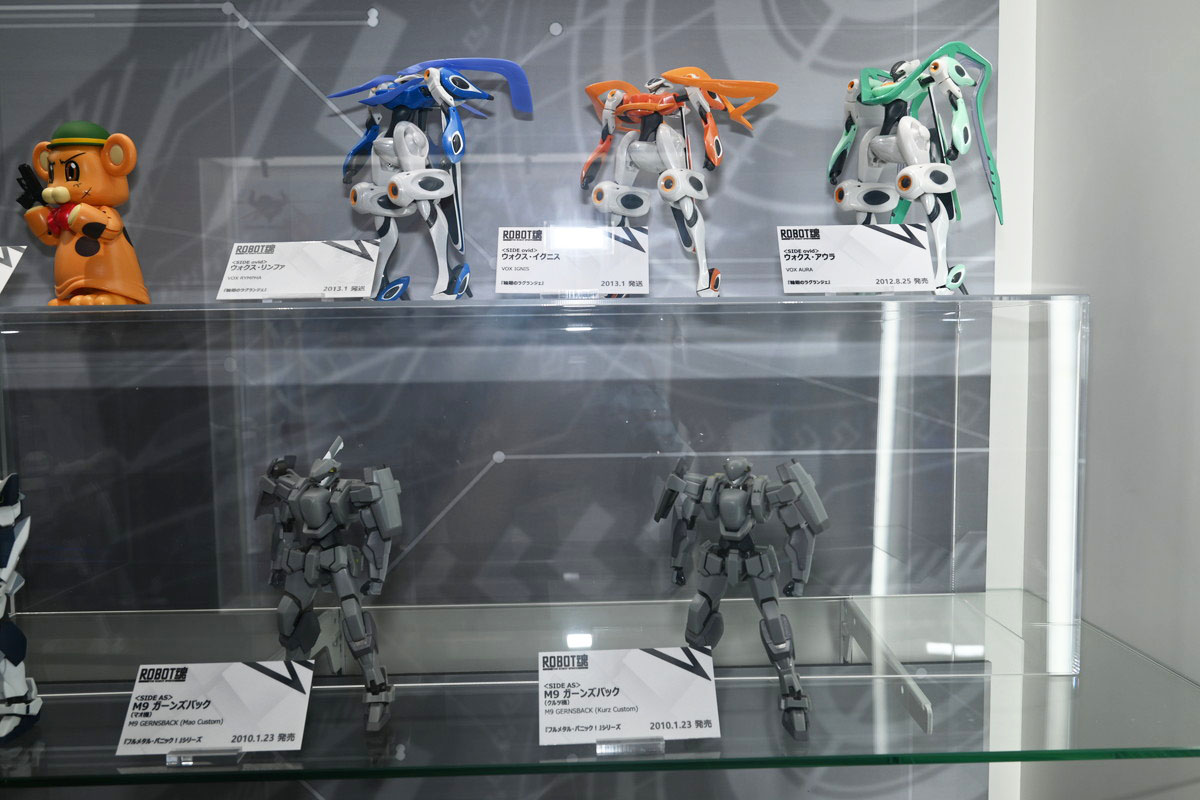 【ROBOT魂15th Anniversary EVENTフォトレポート】「機動戦士ガンダム」シリーズや、過去に発表されたROBOT魂ブランドのフィギュアを紹介！