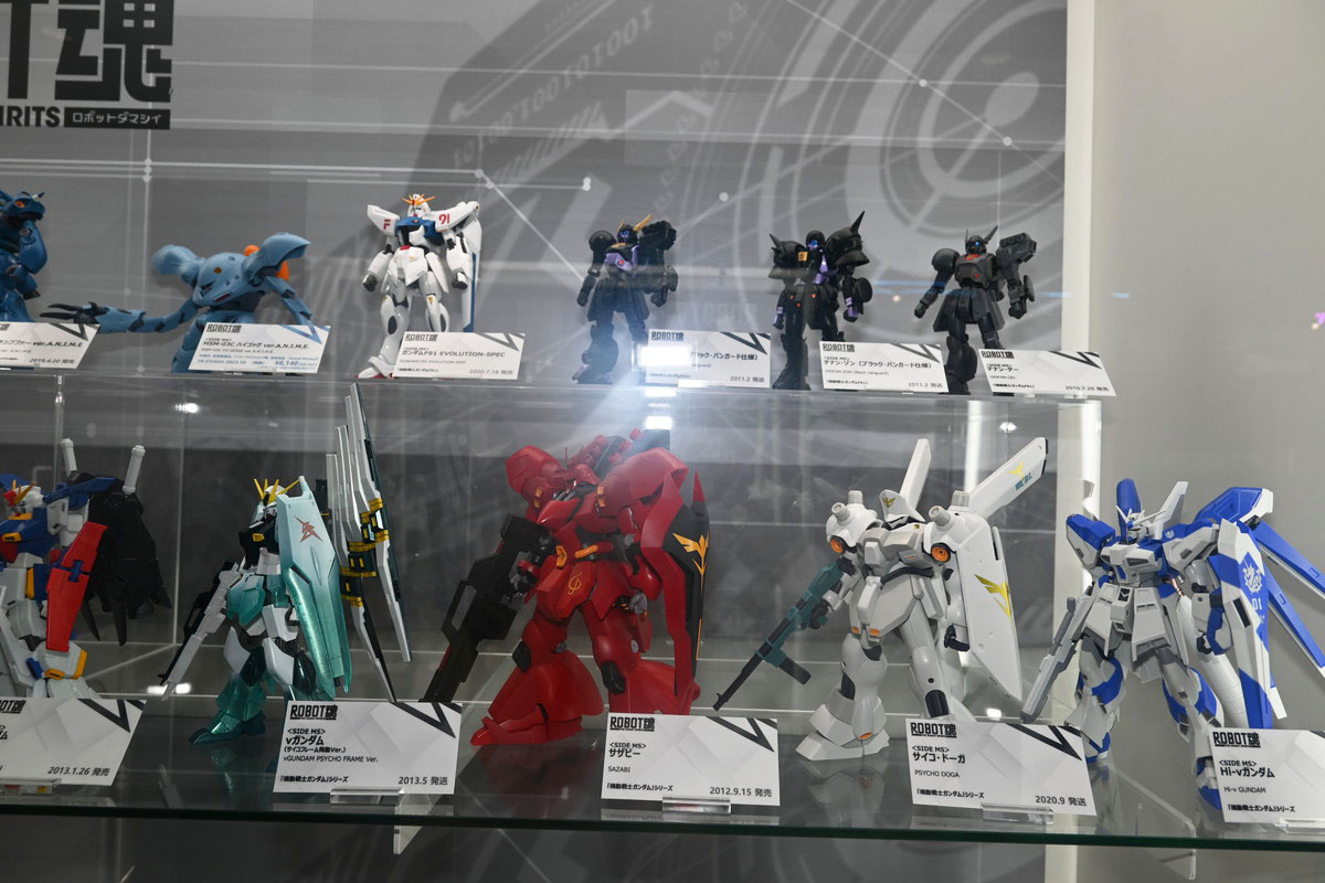 【ROBOT魂15th Anniversary EVENTフォトレポート】「機動戦士ガンダム」シリーズや、過去に発表されたROBOT魂ブランドのフィギュアを紹介！