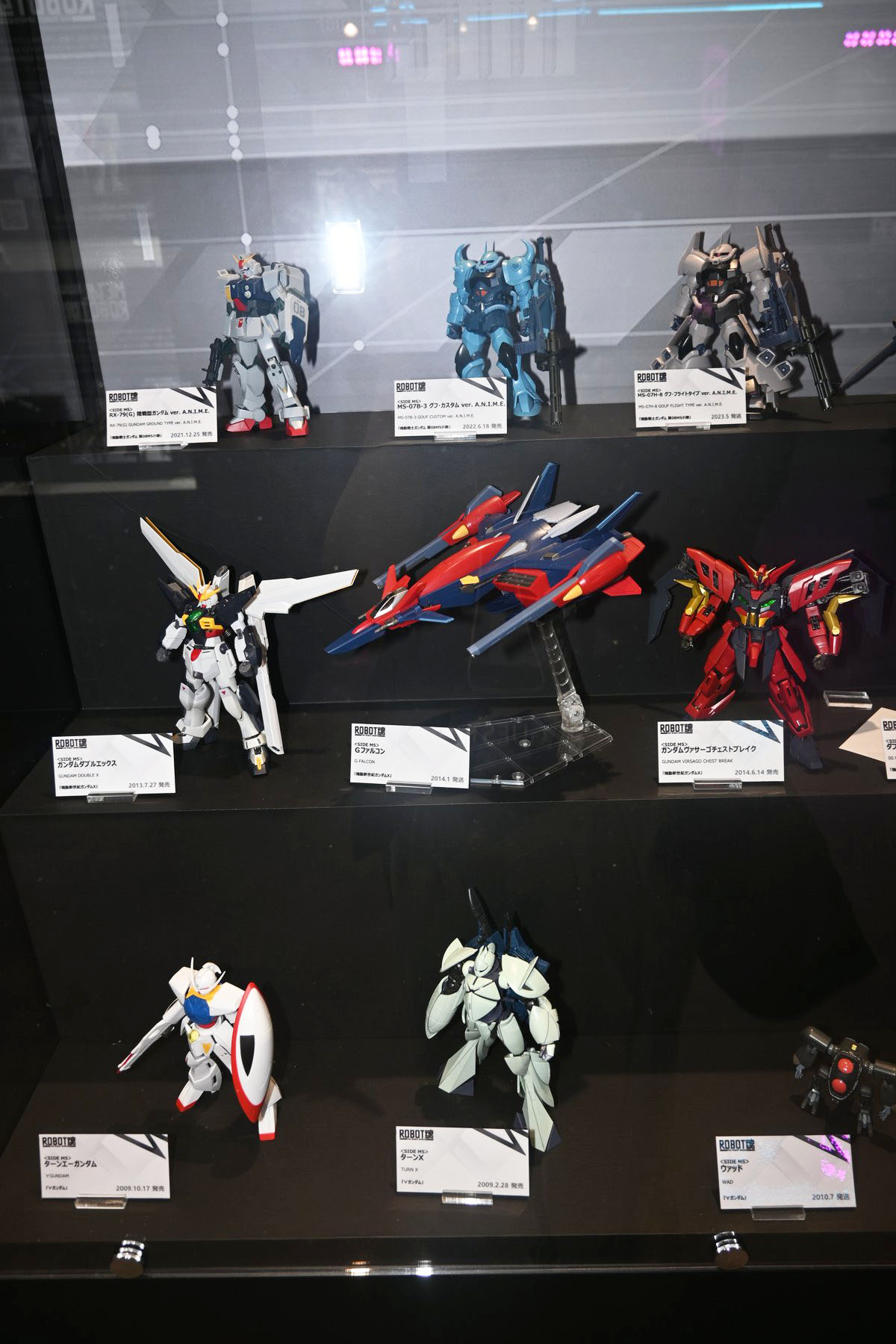 【ROBOT魂15th Anniversary EVENTフォトレポート】「機動戦士ガンダム」シリーズや、過去に発表されたROBOT魂ブランドのフィギュアを紹介！