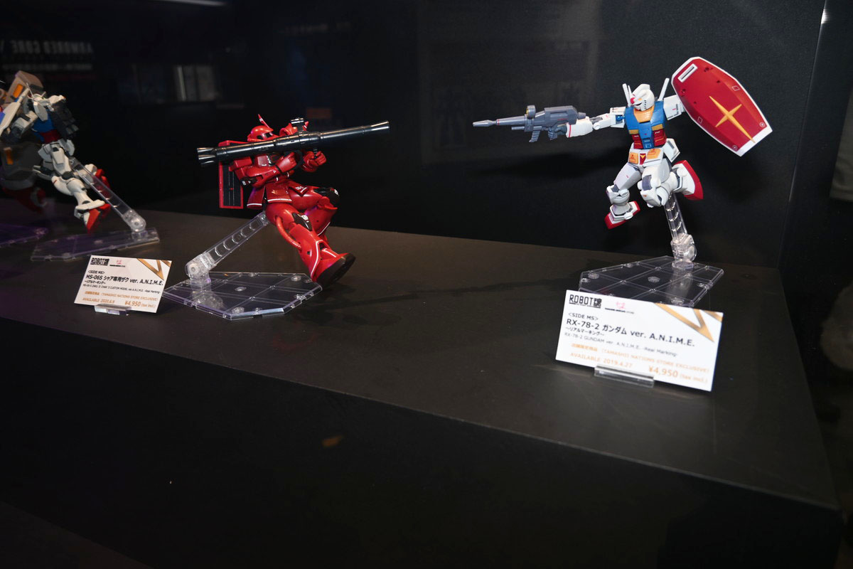 【ROBOT魂15th Anniversary EVENTフォトレポート】「機動戦士ガンダム」シリーズや、過去に発表されたROBOT魂ブランドのフィギュアを紹介！