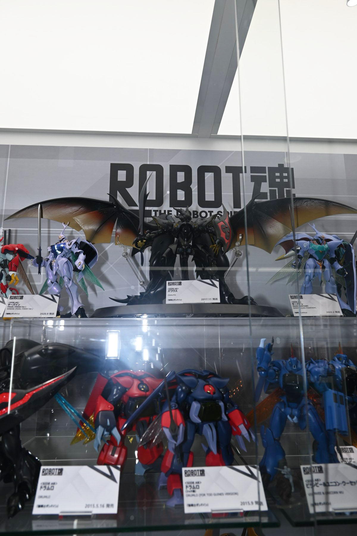 【ROBOT魂15th Anniversary EVENTフォトレポート】「機動戦士ガンダム」シリーズや、過去に発表されたROBOT魂ブランドのフィギュアを紹介！