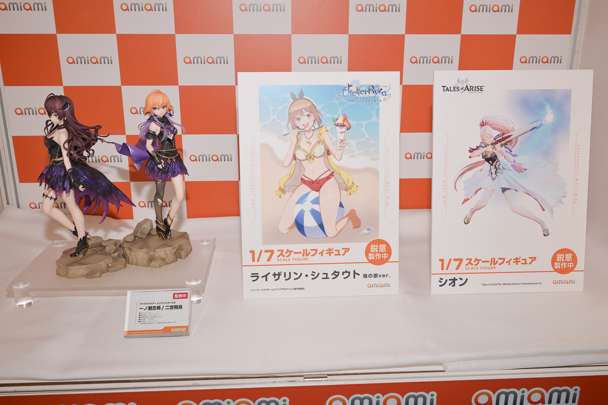 【ワンフェス2024冬フォトレポート】あみあみホビーキャンプブースから「アズールレーン」ホノルル、KADOKAWA 電撃ホビーウェブブースから「ハイスクールD×D HERO」リアス・グレモリーなどのフィギュアを紹介！