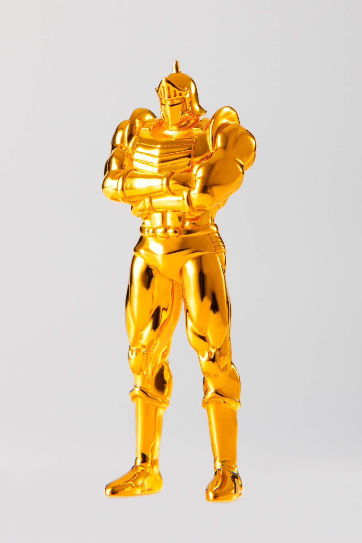 黄金に輝く限定29体「ロビンマスク1/60スケール 純金フィギュア」が、明日3月29日に発売開始！