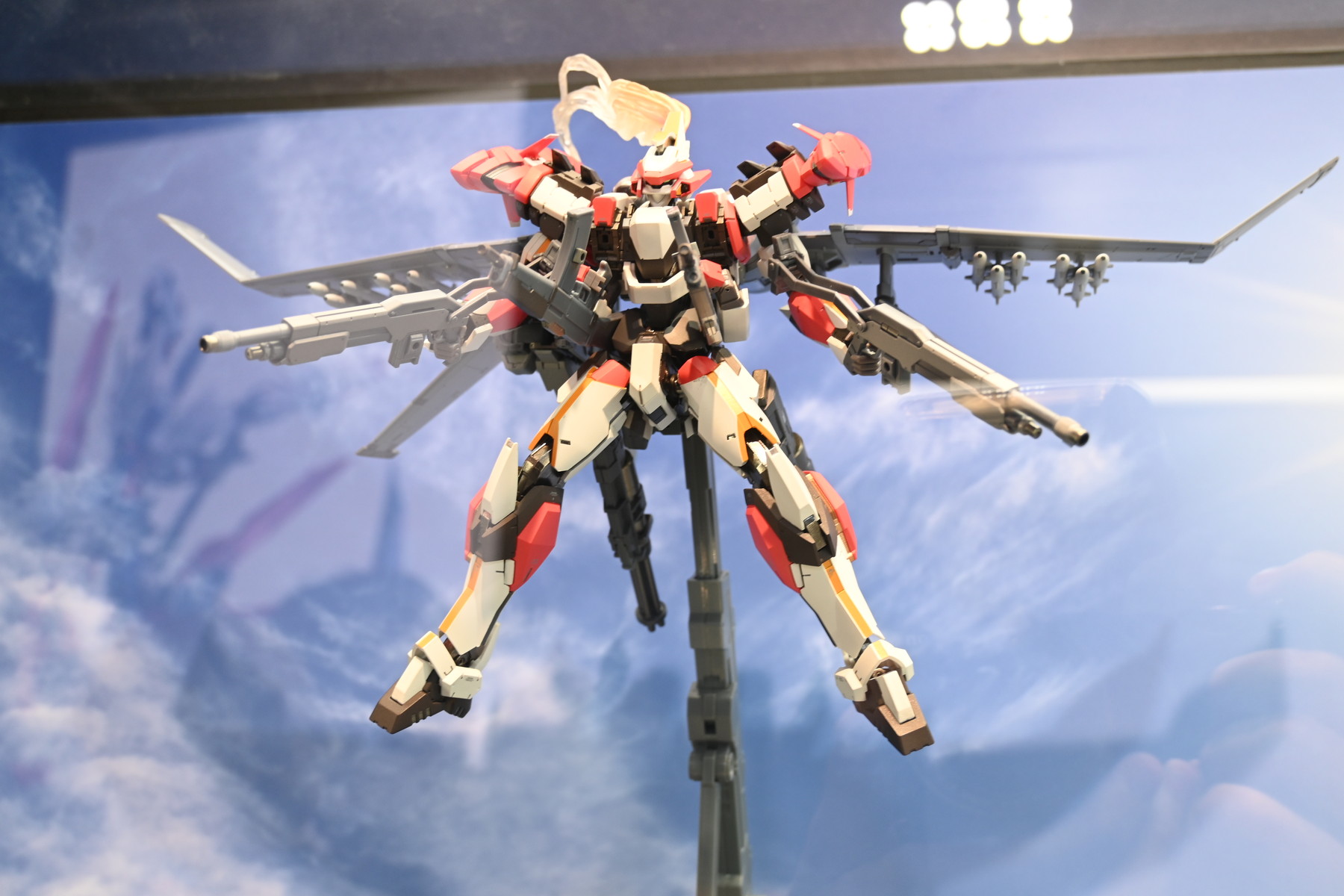 【METAL BUILD FESTIVAL 2024 WITH CLUB TAMASHII MEMBERSフォトレポート】METAL BUILDの祭典から、過去に発表された商品や、「デスティニーガンダム（フルパッケージ）」といった開催記念商品などを紹介！