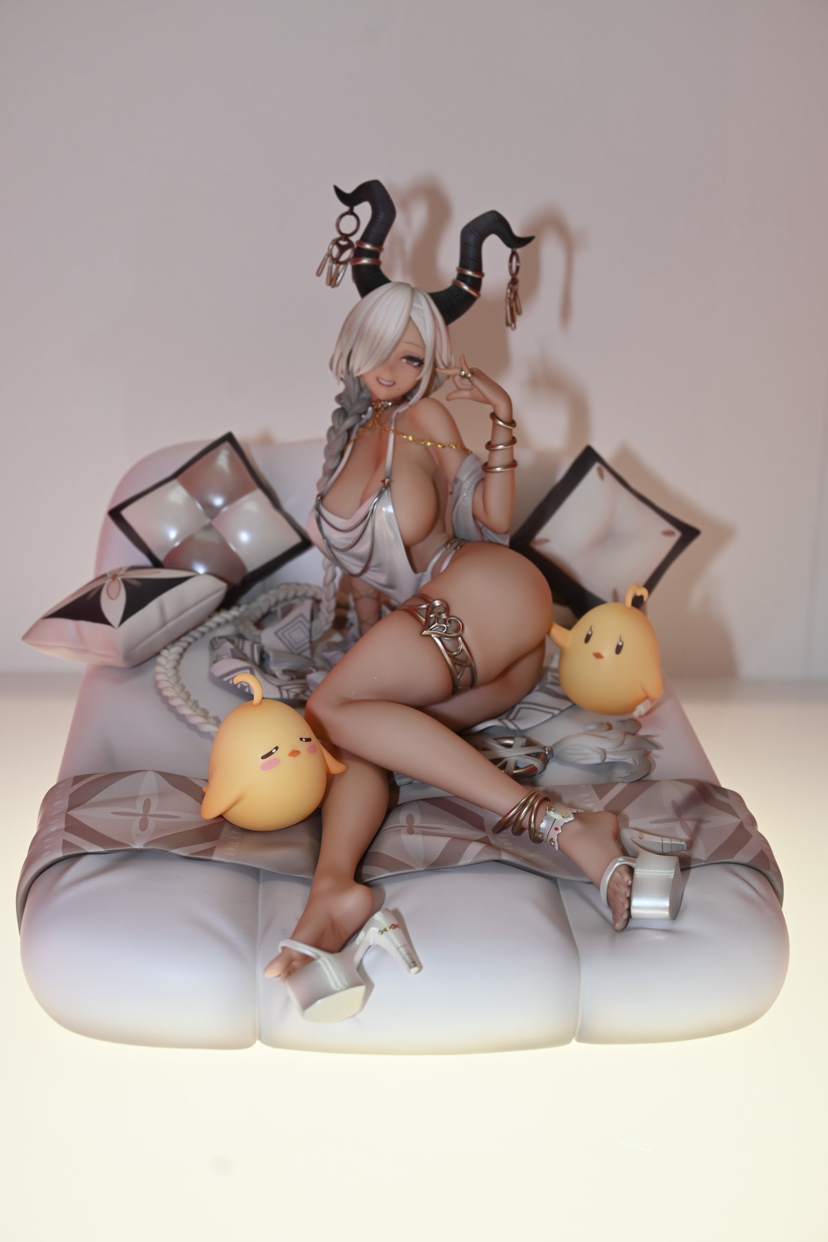 【ワンフェス2024夏フォトレポート】APEXTOYSブースから「ゼンレスゾーンゼロ」アンビー・デマラ、「アズールレーン」アンカレッジなどのフィギュアを紹介！