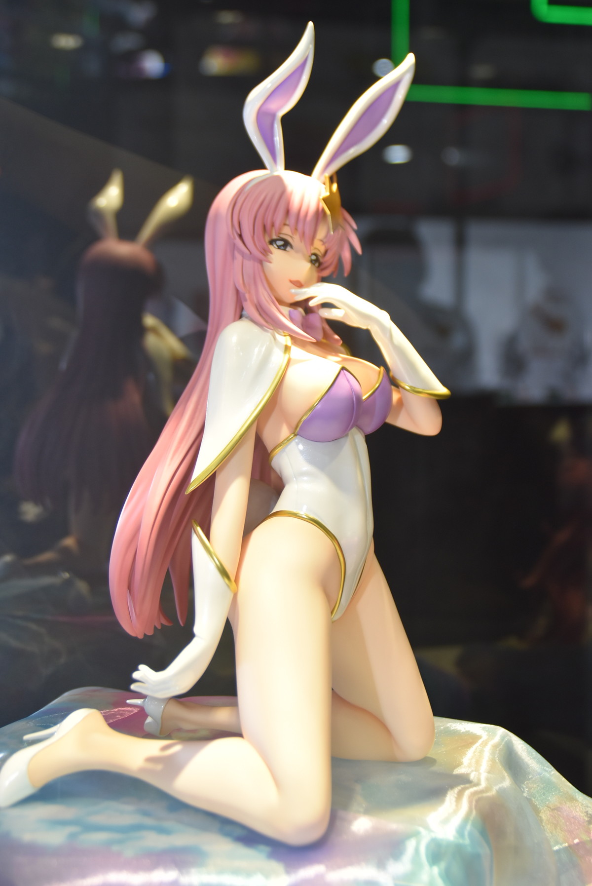 【メガホビEXPO2024 Past to the future】「勝利の女神：NIKKE」アリス、「小林さんちのメイドラゴン」トールなどのフィギュアを紹介！