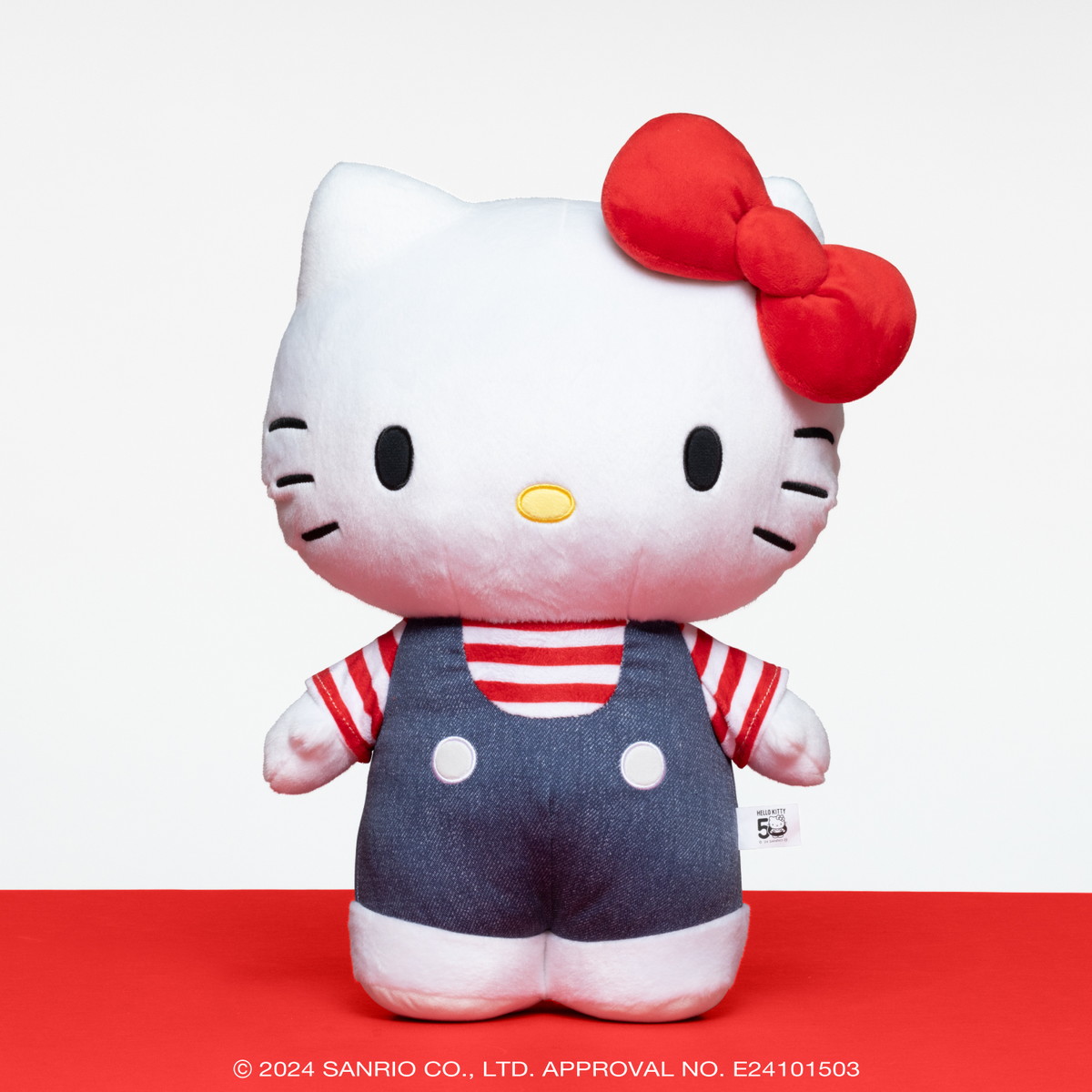 ハローキティ誕生50周年をみんなでお祝い！Happyくじ「HELLO KITTY 50th〜ハッピーアニバーサリー★〜」が11月29日より順次販売開始