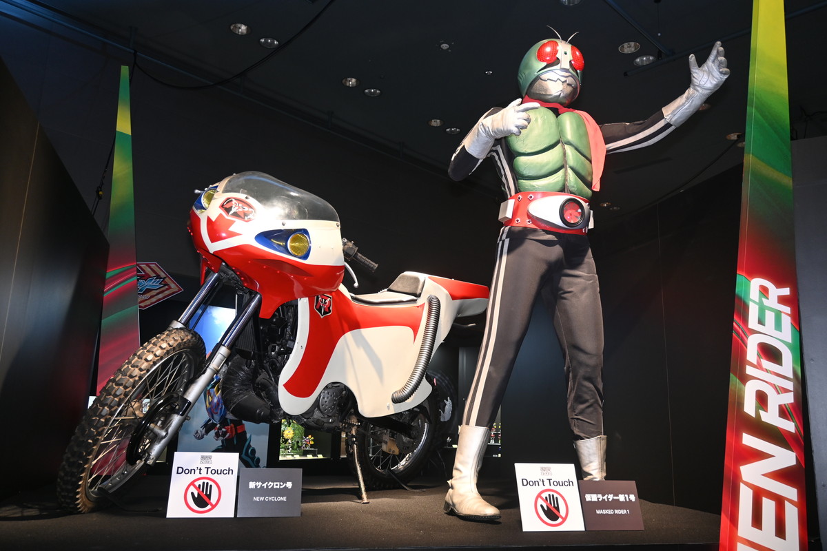 【TAMASHII NATION 2024フォトレポート】「ウルトラマン」ウルトラマンゼロやギャラクトロンなどのフィギュアを紹介！