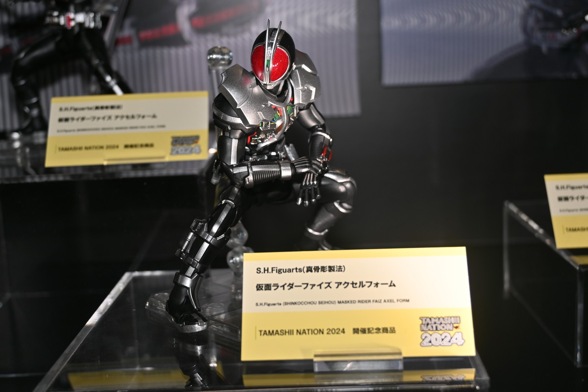 【TAMASHII NATION 2024フォトレポート】「仮面ライダーギーツ」仮面ライダータイクーンや「ガメラ」レギオンなどのフィギュアを紹介！