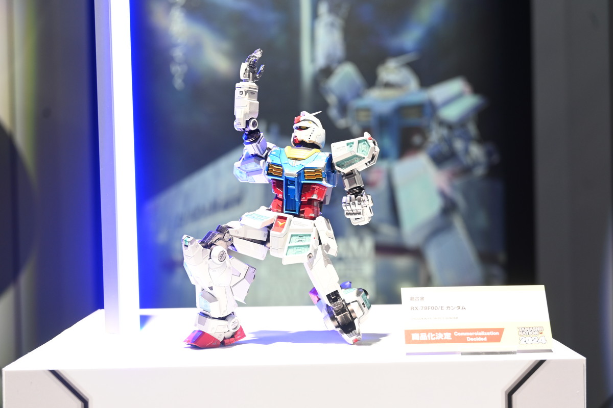 【TAMASHII NATION 2024フォトレポート】「劇場版マクロスF～イツワリノウタヒメ～」スーパールシファーバルキリー（ブレラ・スターン機）や「勇者エクスカイザー」キングエクスカイザーなどのフィギュアを紹介！