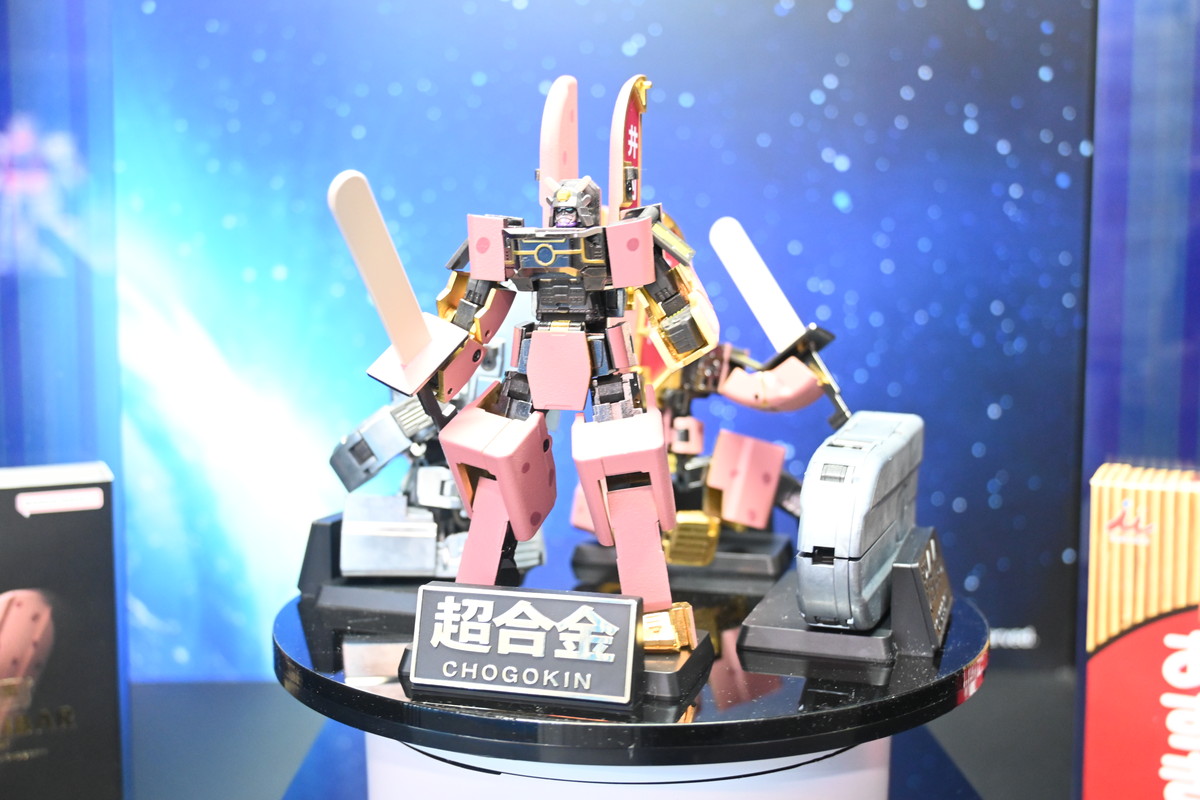 【TAMASHII NATION 2024フォトレポート】「劇場版マクロスF～イツワリノウタヒメ～」スーパールシファーバルキリー（ブレラ・スターン機）や「勇者エクスカイザー」キングエクスカイザーなどのフィギュアを紹介！