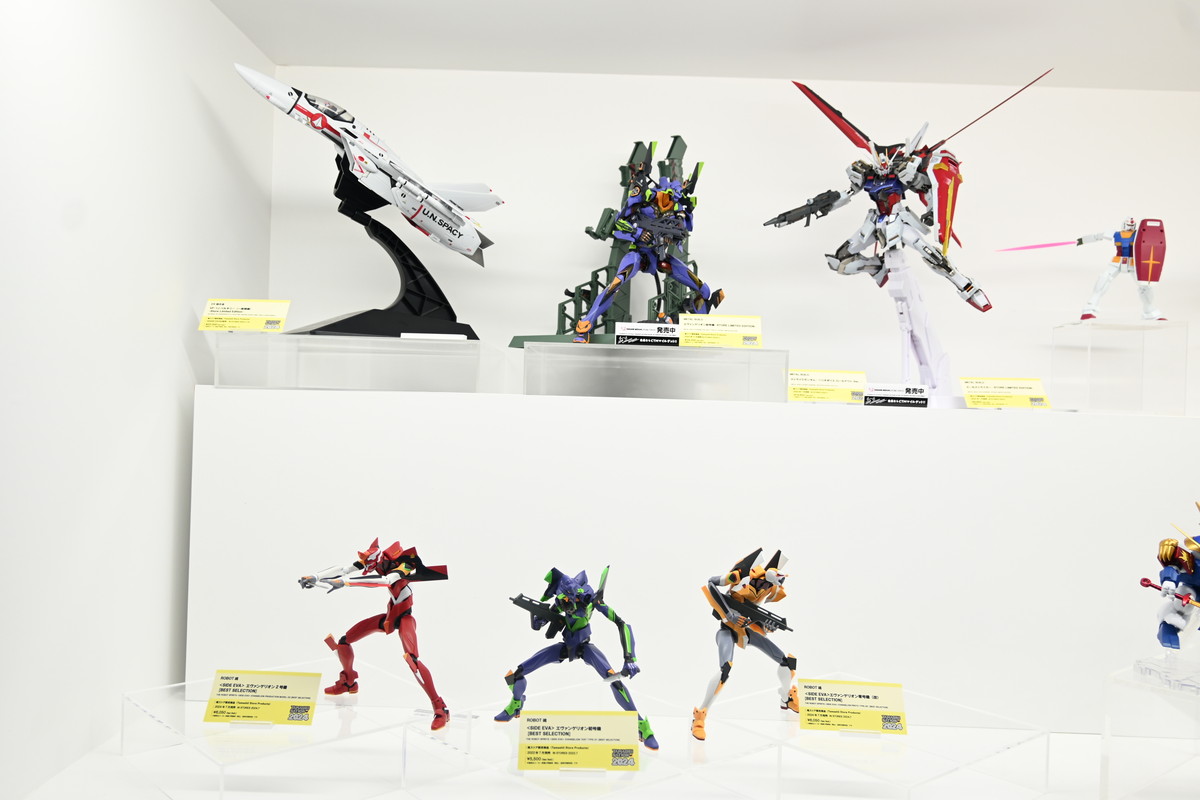 【TAMASHII NATION 2024フォトレポート】「劇場版マクロスF～イツワリノウタヒメ～」スーパールシファーバルキリー（ブレラ・スターン機）や「勇者エクスカイザー」キングエクスカイザーなどのフィギュアを紹介！