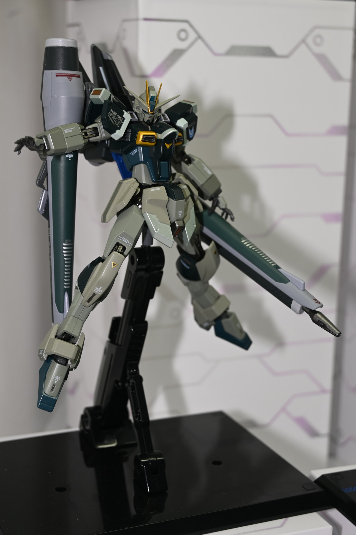 【TAMASHII NATION 2024フォトレポート】「機動戦士ガンダムSEED DESTINY」ソードインパルスガンダムや「機動戦士Zガンダム」Zガンダムなどのフィギュアを紹介！