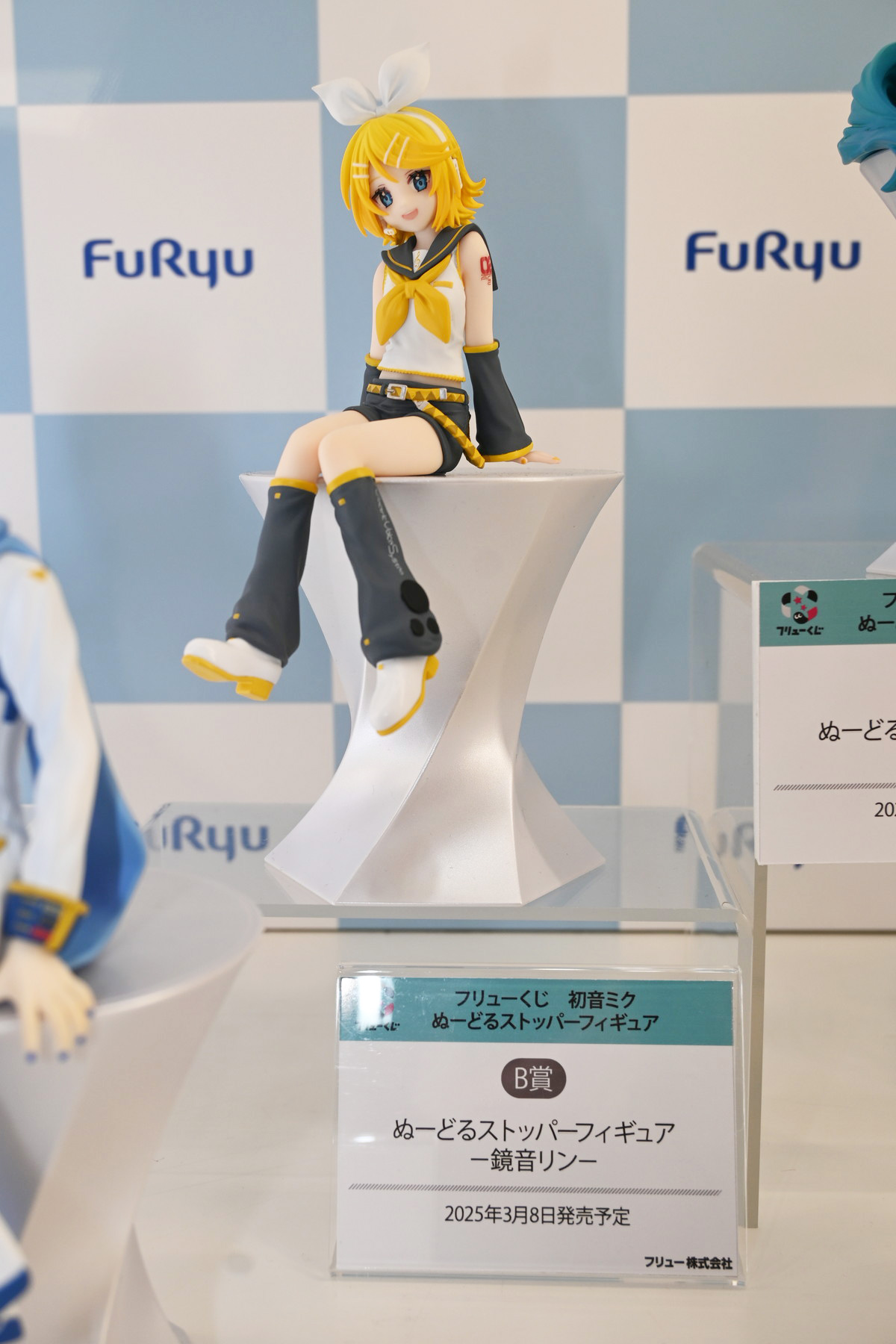 【ワンフェス2025冬フォトレポート】あみあみホビーキャンプブースから「初音ミク」、「勝利の女神：NIKKE」シンデレラなどのフィギュアを紹介！