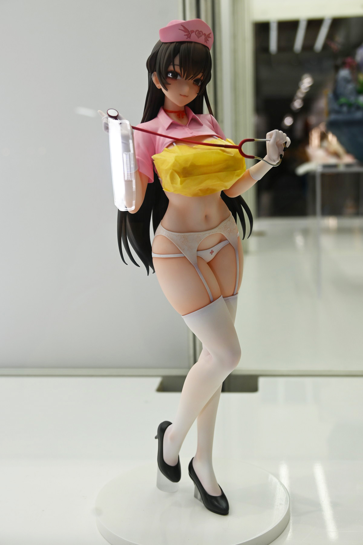 【ワンフェス2025冬フォトレポート】あみあみホビーキャンプブースから「勝利の女神：NIKKE」クラウン、APEXTOYSブースから「アズールレーン」ニュージャージーなどのフィギュアを紹介！