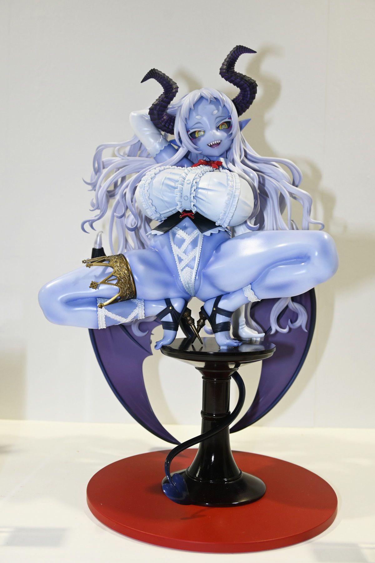 【ワンフェス2025冬フォトレポート】キューズQブースから「デッド・オア・アライブ」マリー・ローズ、東京フィギュアブースから「学園アイドルマスター」花海佑芽などのフィギュアを紹介！