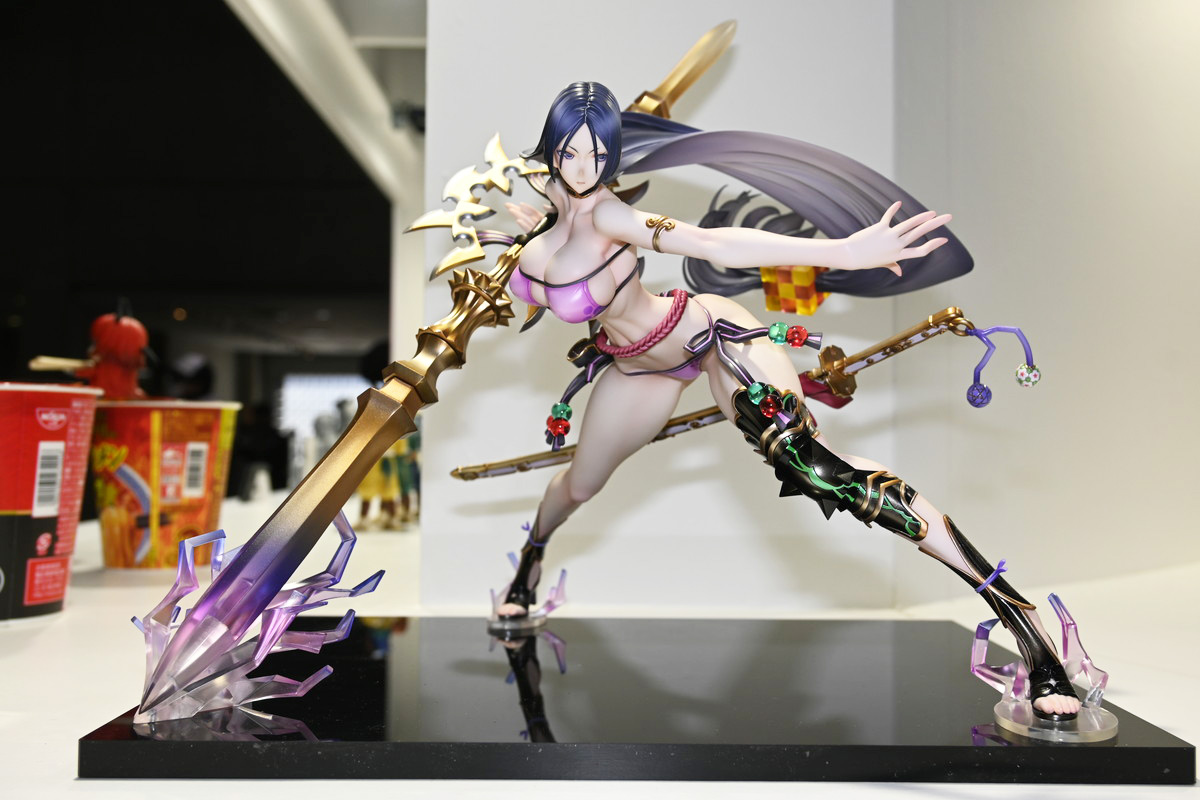 【ワンフェス2025冬フォトレポート】キューズQブースから「デッド・オア・アライブ」マリー・ローズ、東京フィギュアブースから「学園アイドルマスター」花海佑芽などのフィギュアを紹介！