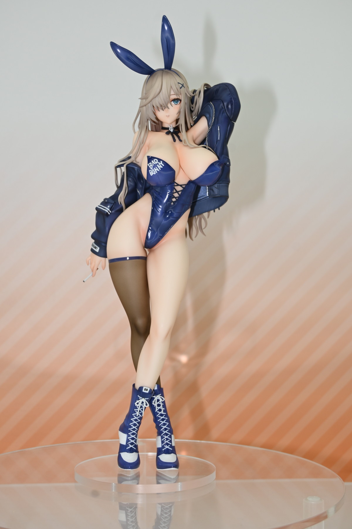 【ワンフェス2025冬フォトレポート】キューズQブースから「デッド・オア・アライブ」マリー・ローズ、東京フィギュアブースから「学園アイドルマスター」花海佑芽などのフィギュアを紹介！