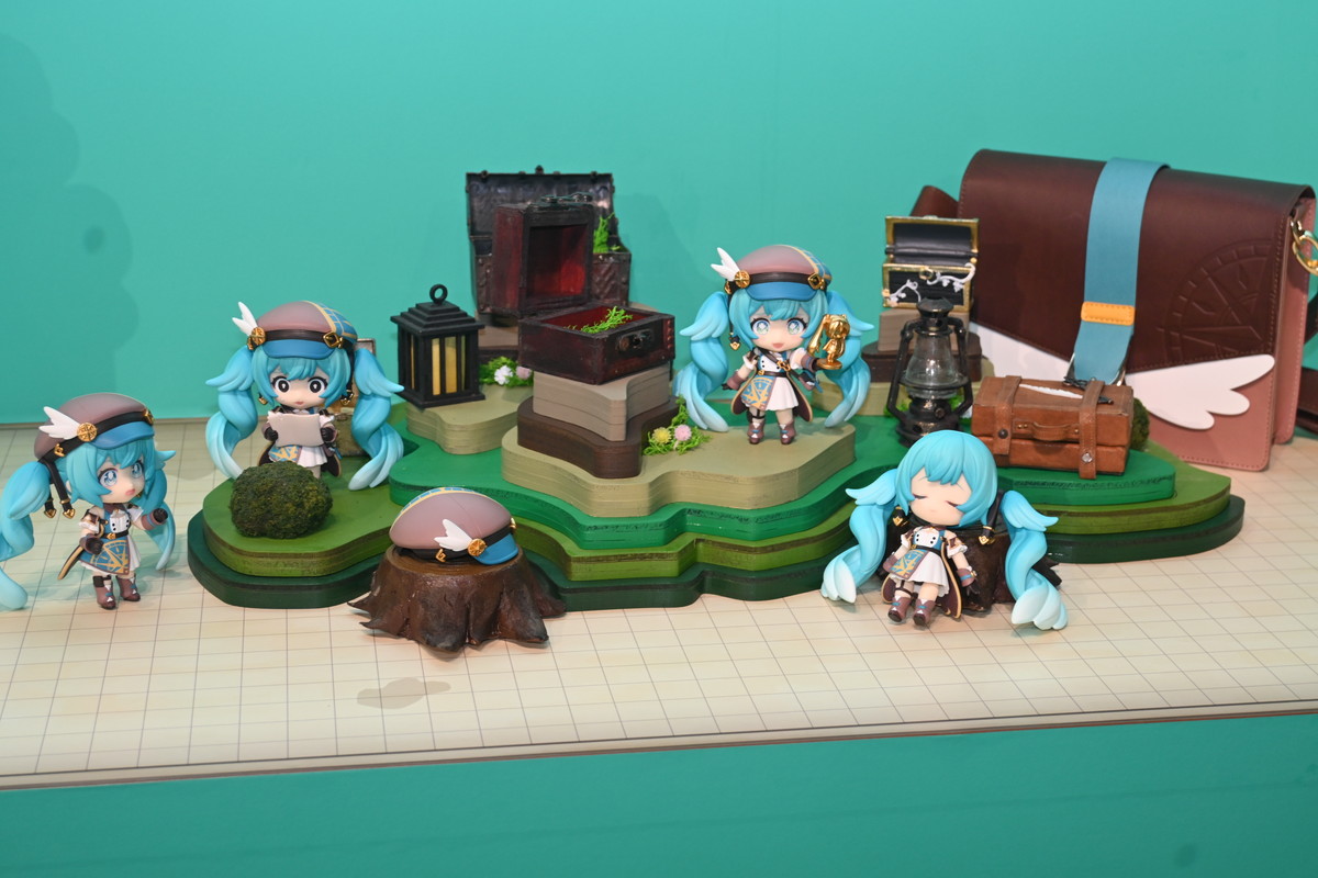 【ねんどろいど 初音ミク 100番記念展示会フォトレポート】「ねんどろいど 初音ミク 100番目の冒険Ver.」や過去発売されたねんどろいどシリーズなどを紹介！