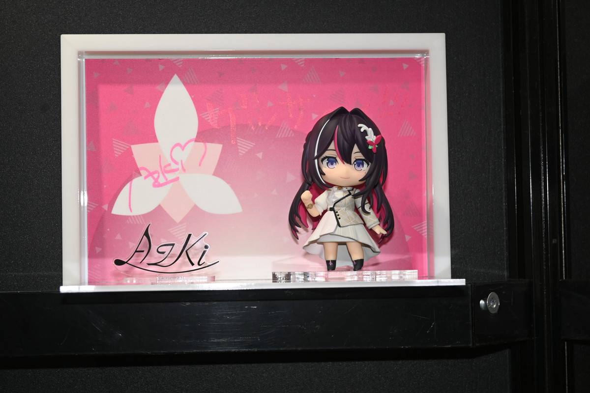 【hololive FIGURE EXHIBITION in AKIBAフォトレポート】「星街すいせい」や「ラプラス・ダークネス」などのフィギュアを紹介!