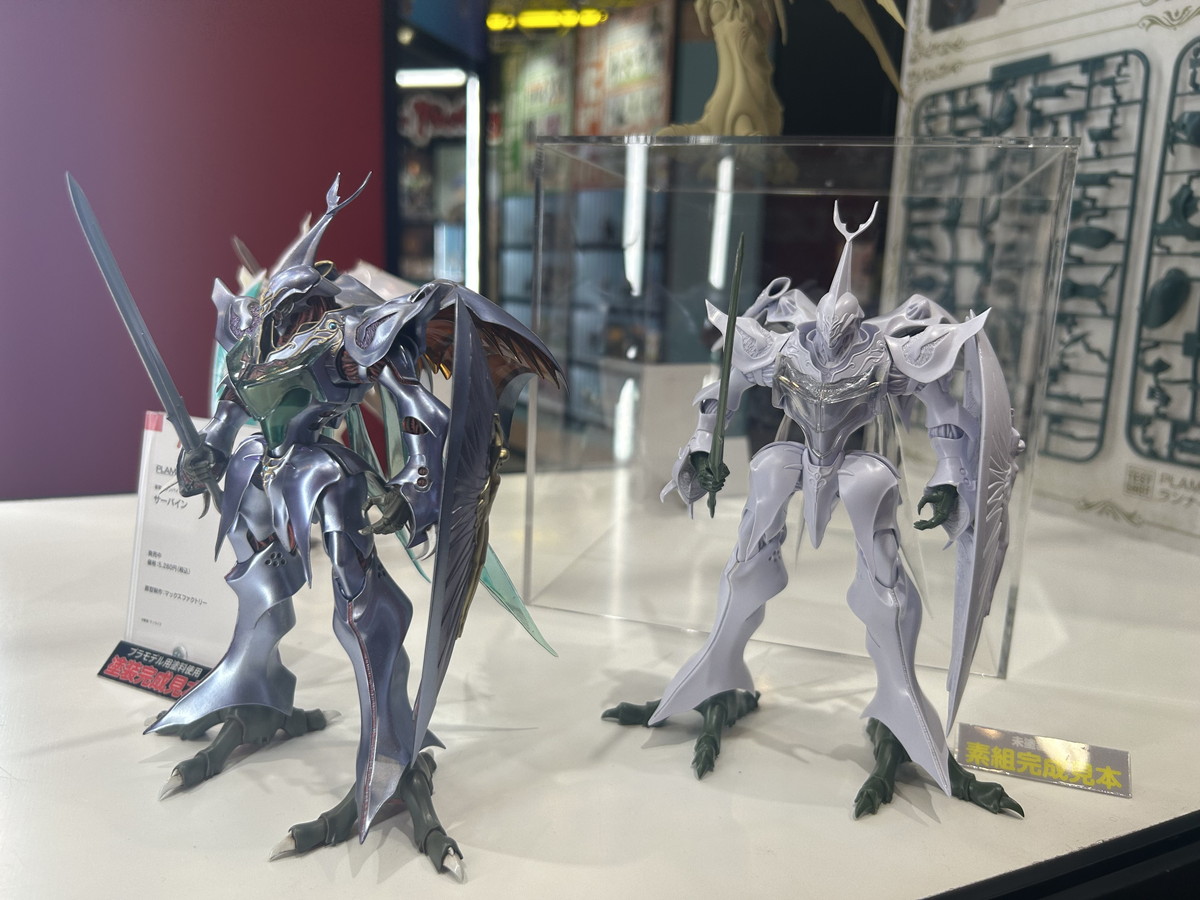 【スマイルフェス2025フォトレポート】「ホロライブプロダクション」AZKiや「勝利の女神:NIKKE」ドロシーなどのフィギュアを紹介!