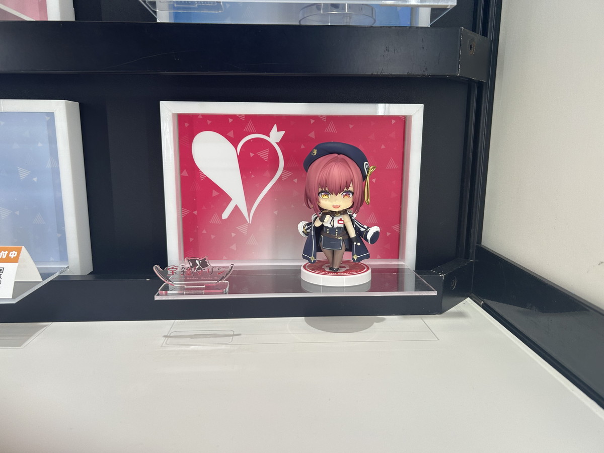 【スマイルフェス2025フォトレポート】「ホロライブプロダクション」AZKiや「勝利の女神:NIKKE」ドロシーなどのフィギュアを紹介!