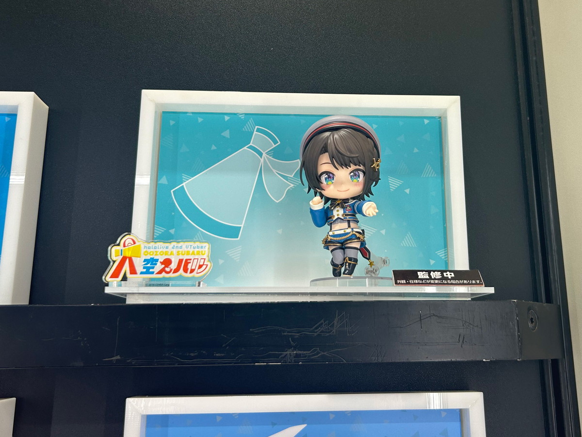 【スマイルフェス2025フォトレポート】「ホロライブプロダクション」AZKiや「勝利の女神:NIKKE」ドロシーなどのフィギュアを紹介!