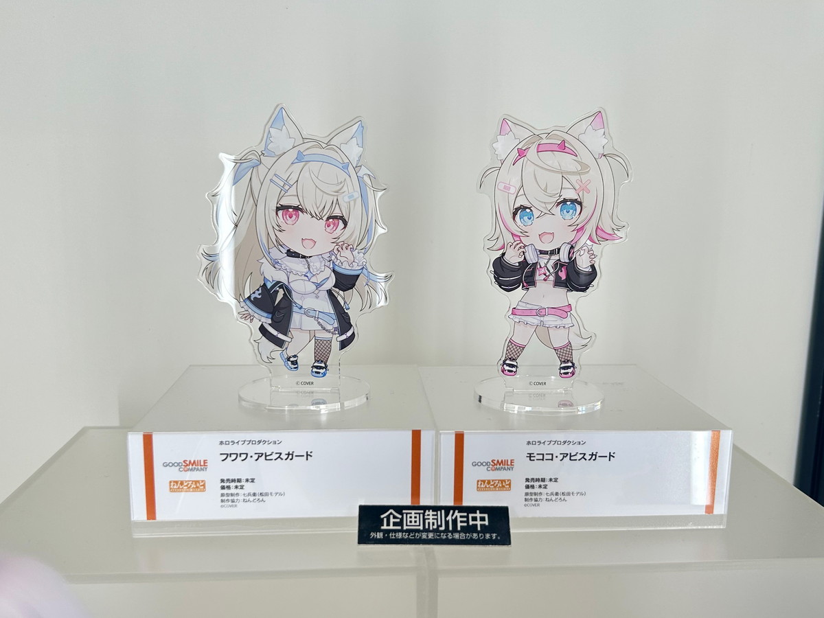 【スマイルフェス2025フォトレポート】「ホロライブプロダクション」AZKiや「勝利の女神:NIKKE」ドロシーなどのフィギュアを紹介!