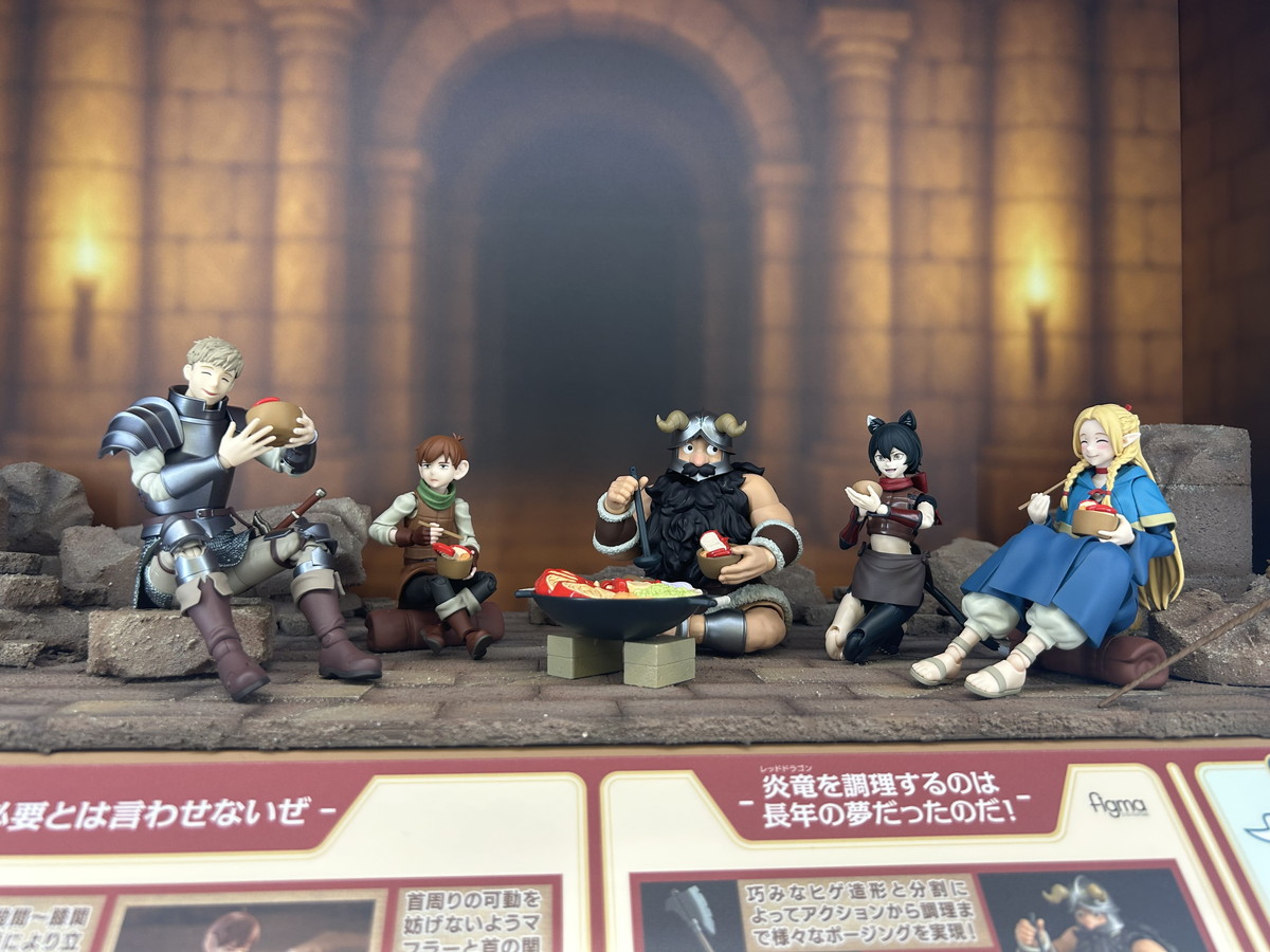 【スマイルフェス2025フォトレポート】「ホロライブプロダクション」AZKiや「勝利の女神:NIKKE」ドロシーなどのフィギュアを紹介!