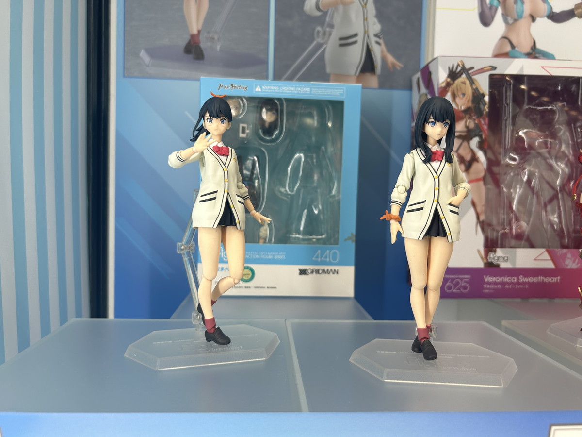 【スマイルフェス2025フォトレポート】「ホロライブプロダクション」AZKiや「勝利の女神:NIKKE」ドロシーなどのフィギュアを紹介!