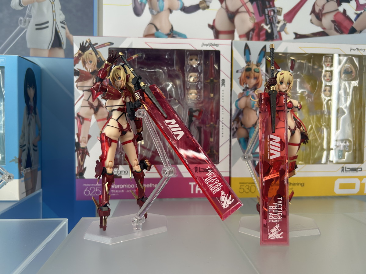 【スマイルフェス2025フォトレポート】「ホロライブプロダクション」AZKiや「勝利の女神:NIKKE」ドロシーなどのフィギュアを紹介!