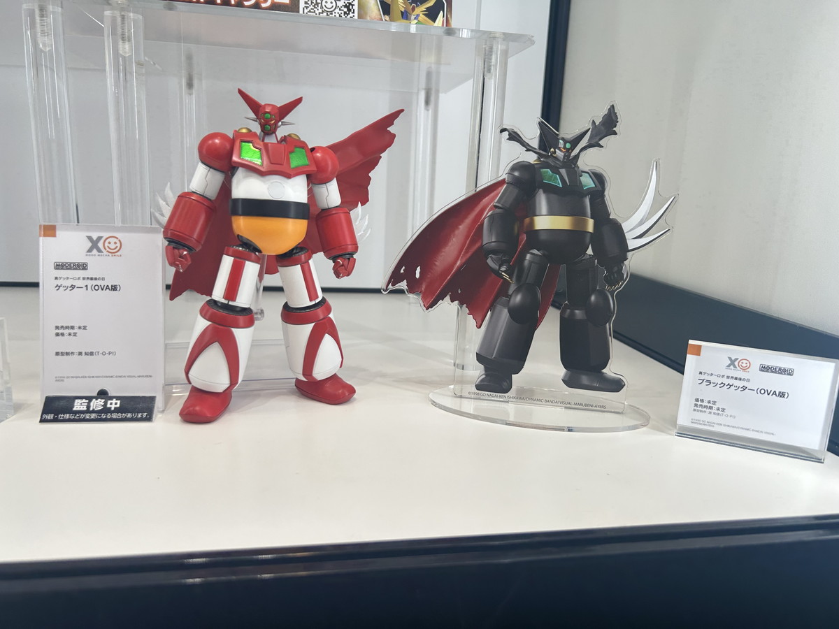 【スマイルフェス2025フォトレポート】「ブルーアーカイブ」ハナコや「魔動王グランゾート」アクアビートなどのフィギュアを紹介!