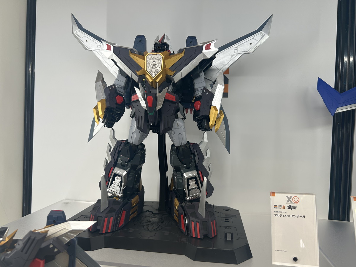【スマイルフェス2025フォトレポート】「ブルーアーカイブ」ハナコや「魔動王グランゾート」アクアビートなどのフィギュアを紹介!