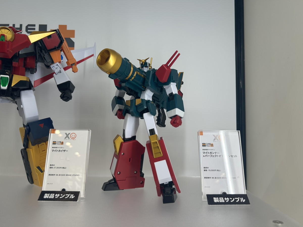 【スマイルフェス2025フォトレポート】「ブルーアーカイブ」ハナコや「魔動王グランゾート」アクアビートなどのフィギュアを紹介!