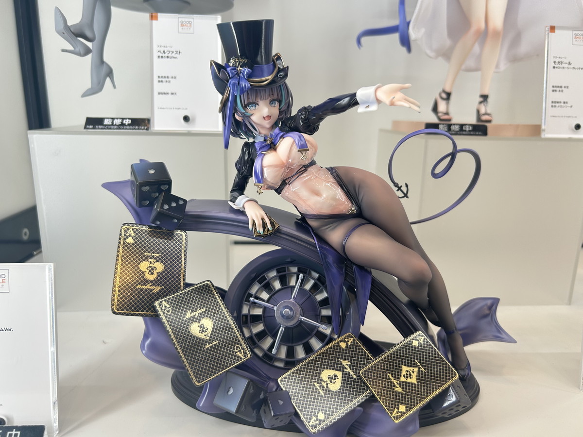 【スマイルフェス2025フォトレポート】「アイドルマスター シンデレラガールズ」神崎蘭子や「Fate/Grand Order」水妃モルガンなどのフィギュアを紹介！