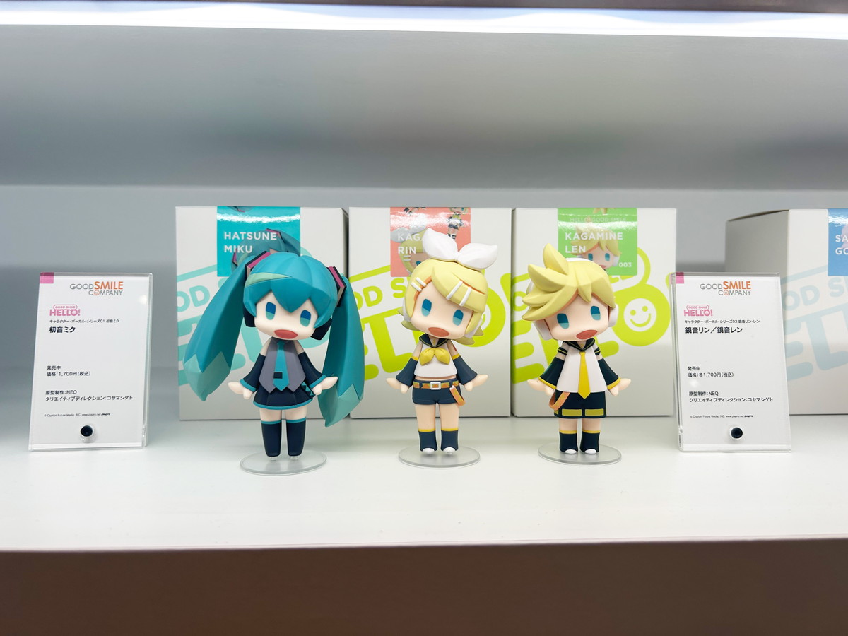 【スマイルフェス2025フォトレポート】「アイドルマスター シンデレラガールズ」神崎蘭子や「Fate/Grand Order」水妃モルガンなどのフィギュアを紹介！