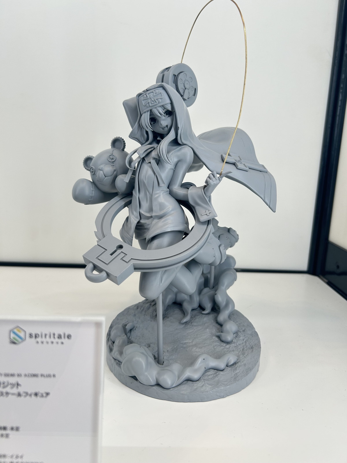 【スマイルフェス2025フォトレポート】「勝利の女神:NIKKE」アリスや「ユミアのアトリエ ~追憶の錬金術士と幻創の地~」ユミア・リースフェルトなどのフィギュアを紹介!