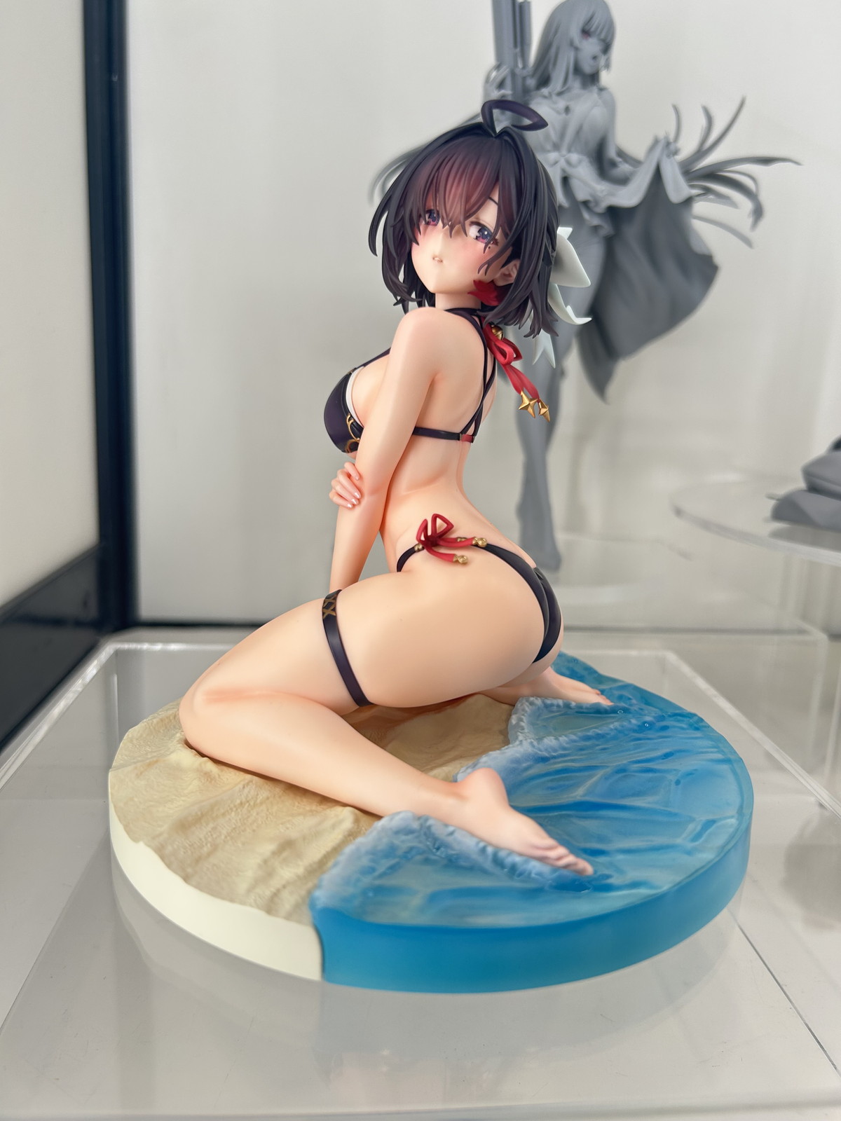 【スマイルフェス2025フォトレポート】「勝利の女神:NIKKE」アリスや「ユミアのアトリエ ~追憶の錬金術士と幻創の地~」ユミア・リースフェルトなどのフィギュアを紹介!