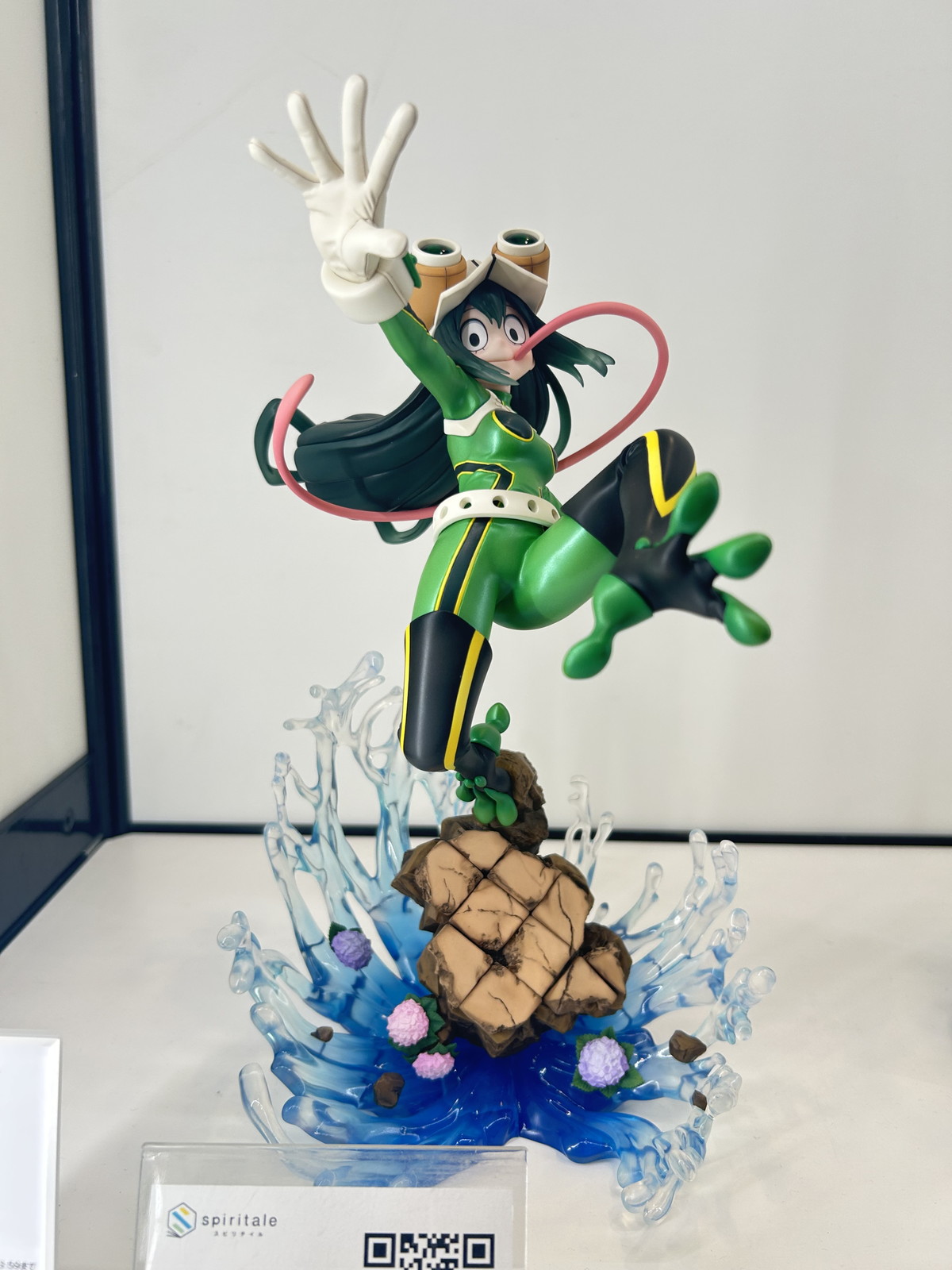 【スマイルフェス2025フォトレポート】「勝利の女神:NIKKE」アリスや「ユミアのアトリエ ~追憶の錬金術士と幻創の地~」ユミア・リースフェルトなどのフィギュアを紹介!