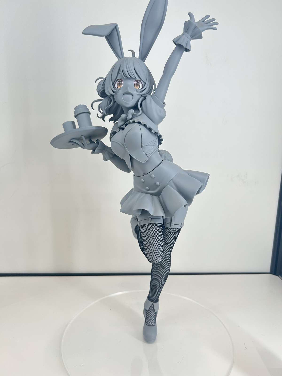 【スマイルフェス2025フォトレポート】「ネコぱら」ショコラ、バニラや「ダンジョン飯」ファリンなどのフィギュアを紹介！