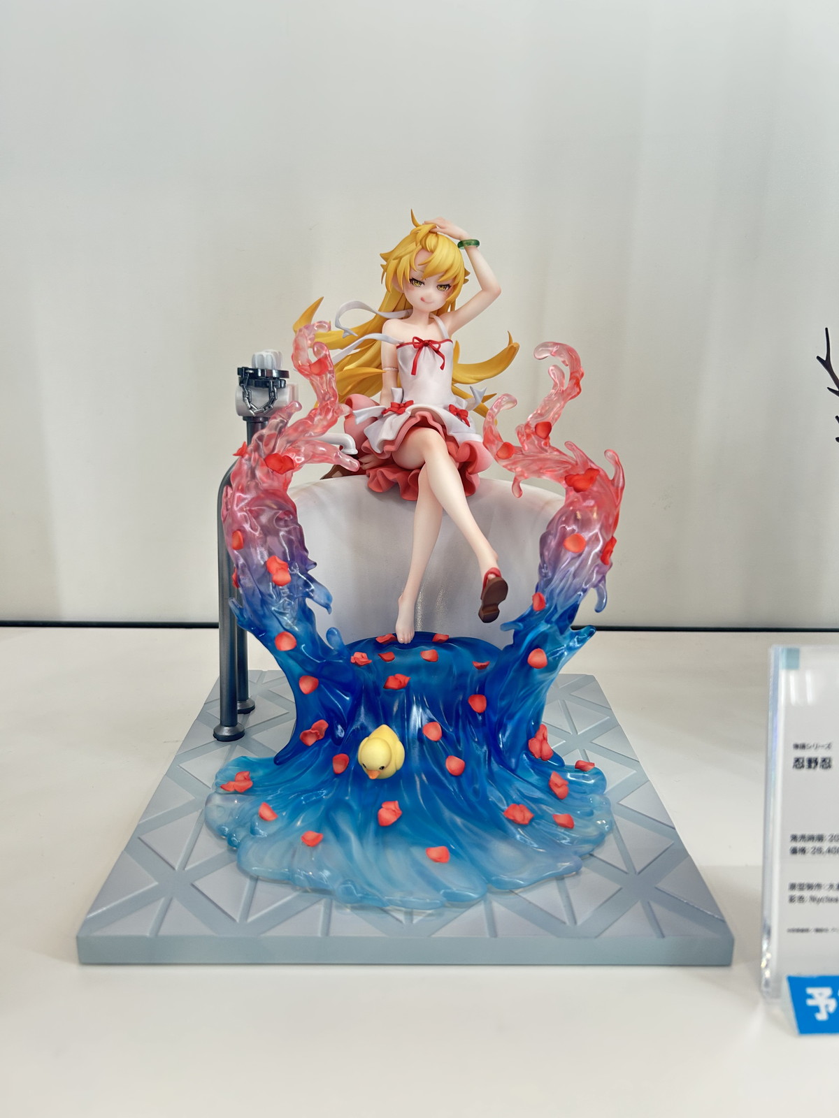 【スマイルフェス2025フォトレポート】「ネコぱら」ショコラ、バニラや「ダンジョン飯」ファリンなどのフィギュアを紹介！