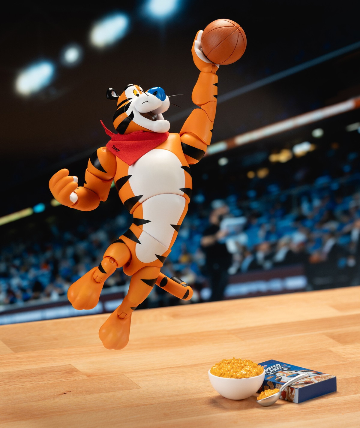 ケロッグ「トニー・ザ・タイガー」とチートス「チェスター・チーター」のアクションフィギュアが7月中旬より登場!