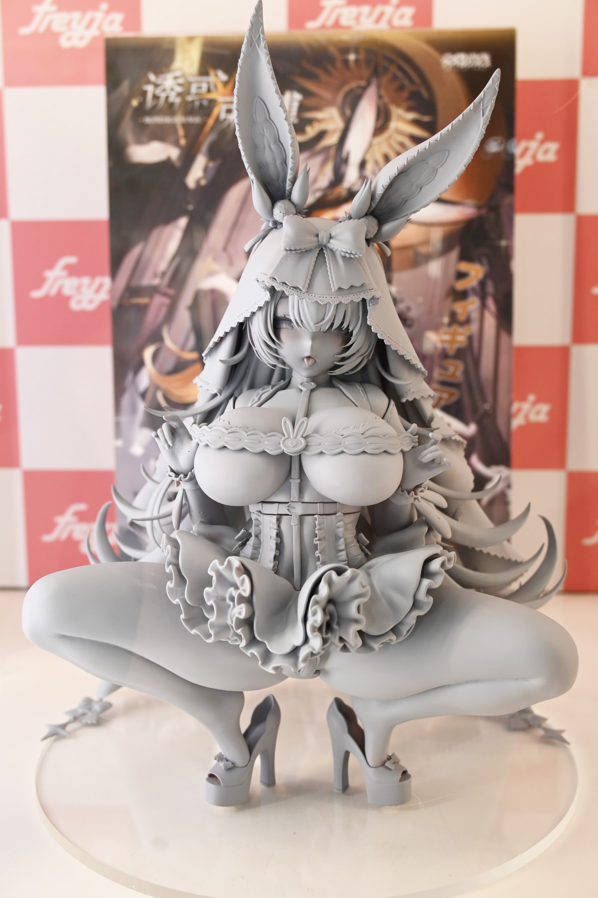 【ワンフェス2025夏フォトレポート】あみあみホビーキャンプブースから「勝利の女神:NIKKE」アニス、「生徒会にも穴はある!」陸奥こまろなどのフィギュアを紹介!