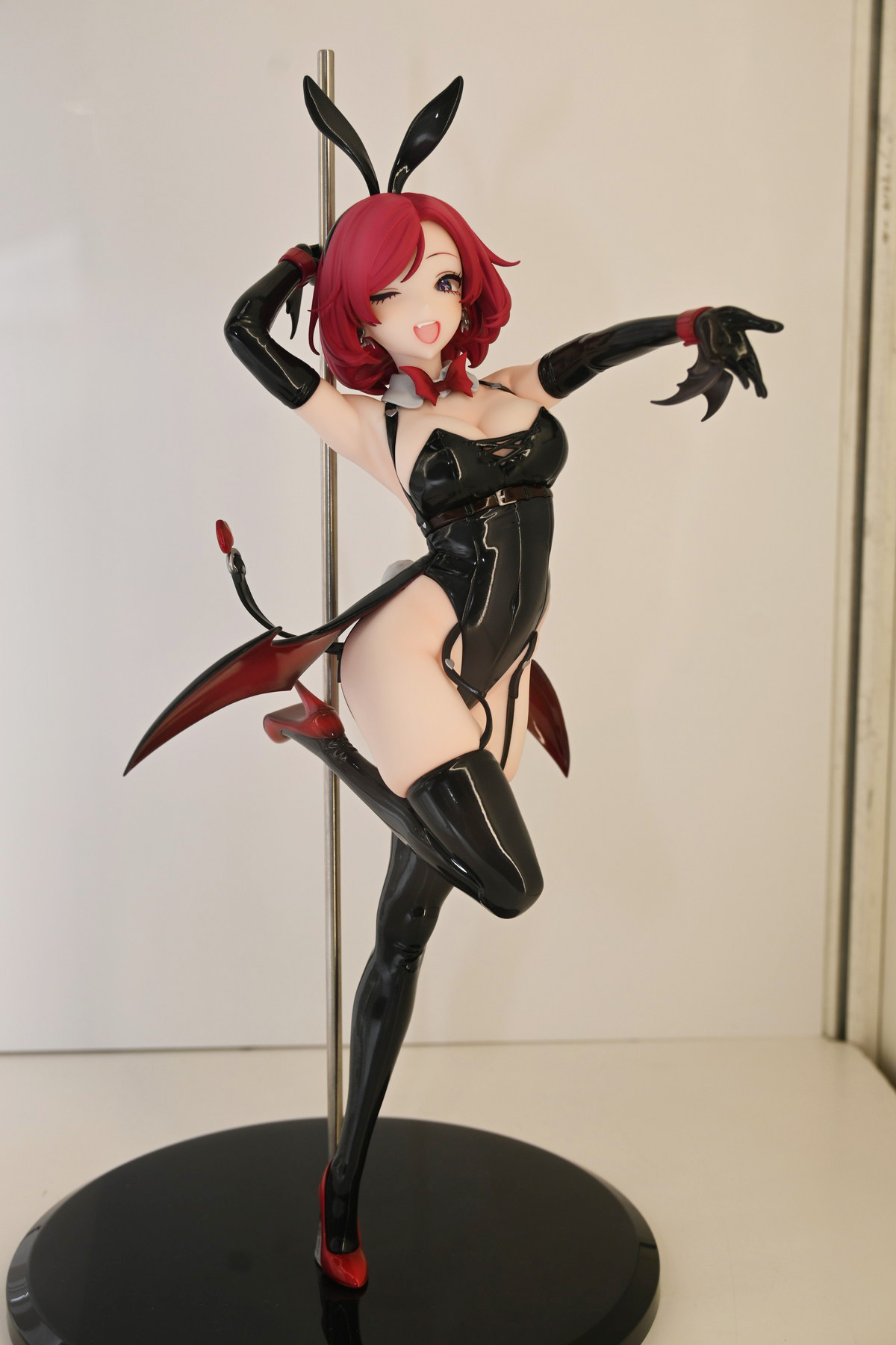 【ワンフェス2025夏フォトレポート】あみあみホビーキャンプブースから「勝利の女神:NIKKE」アニス、「生徒会にも穴はある!」陸奥こまろなどのフィギュアを紹介!