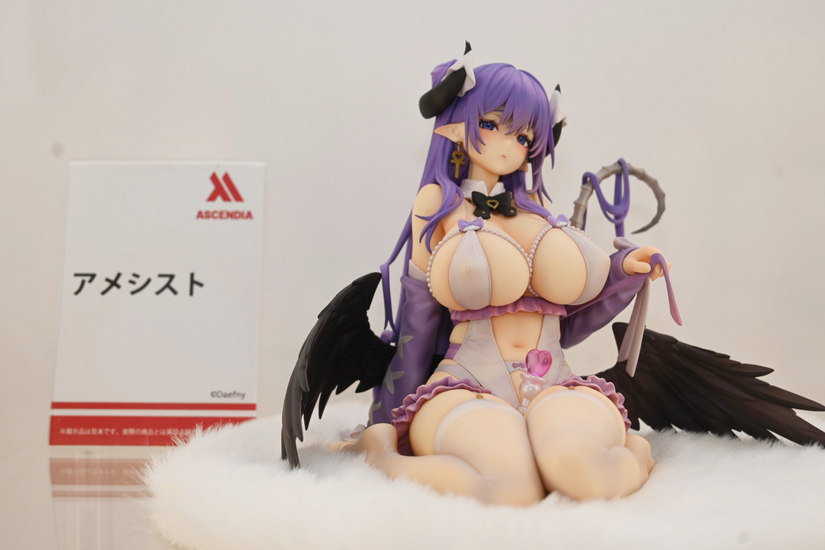 【ワンフェス2025夏フォトレポート】あみあみホビーキャンプブースから「勝利の女神:NIKKE」アニス、「生徒会にも穴はある!」陸奥こまろなどのフィギュアを紹介!