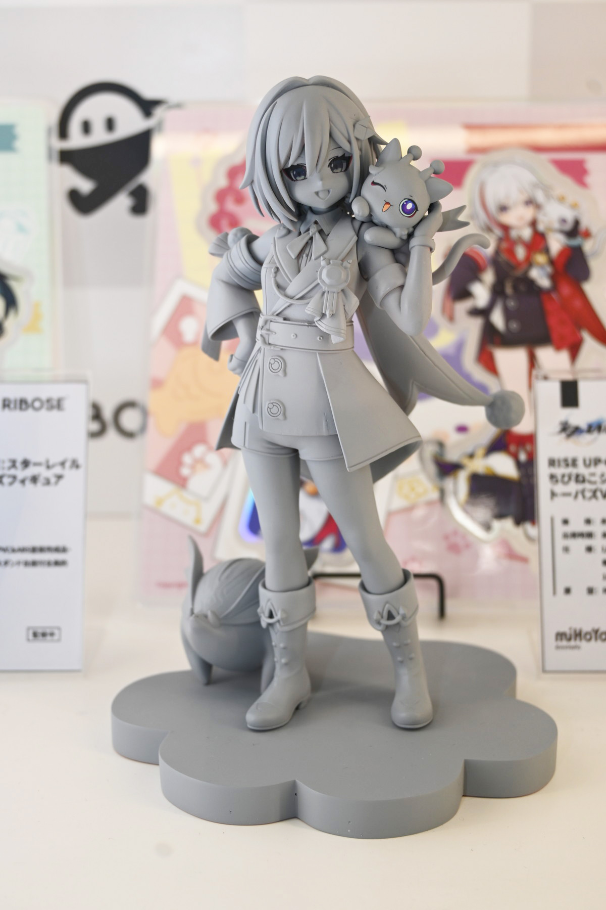 【ワンフェス2025夏フォトレポート】あみあみホビーキャンプブースから「勝利の女神:NIKKE」アニス、「生徒会にも穴はある!」陸奥こまろなどのフィギュアを紹介!