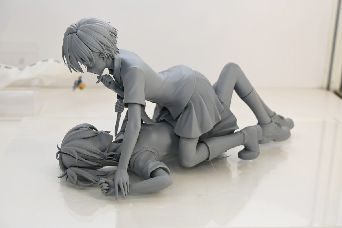 【ワンフェス2025夏フォトレポート】あみあみホビーキャンプブースから「勝利の女神:NIKKE」アニス、「生徒会にも穴はある!」陸奥こまろなどのフィギュアを紹介!