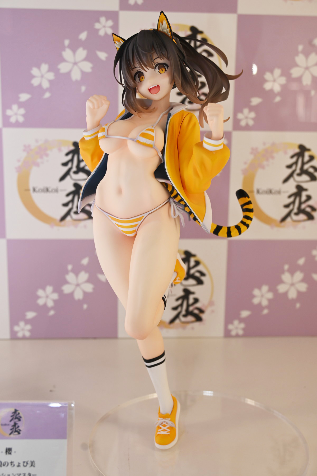 【ワンフェス2025夏フォトレポート】あみあみホビーキャンプブースから「勝利の女神:NIKKE」アニス、「生徒会にも穴はある!」陸奥こまろなどのフィギュアを紹介!