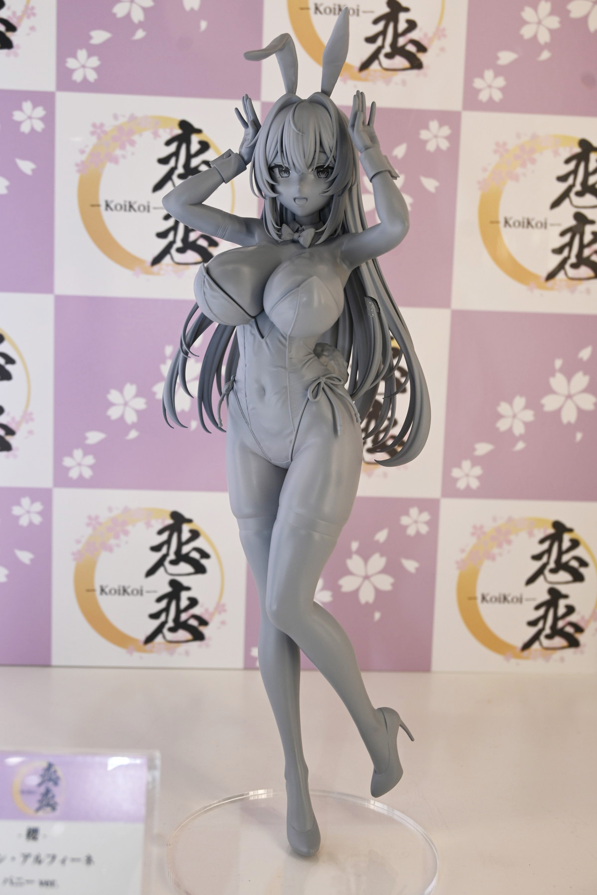 【ワンフェス2025夏フォトレポート】あみあみホビーキャンプブースから「勝利の女神:NIKKE」アニス、「生徒会にも穴はある!」陸奥こまろなどのフィギュアを紹介!